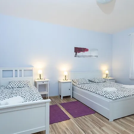 Apartament Perunika *